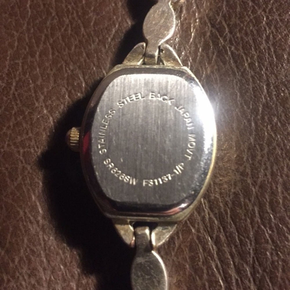 Lot of 3 Ladies Watches for 20$! - Picture 8 of 8